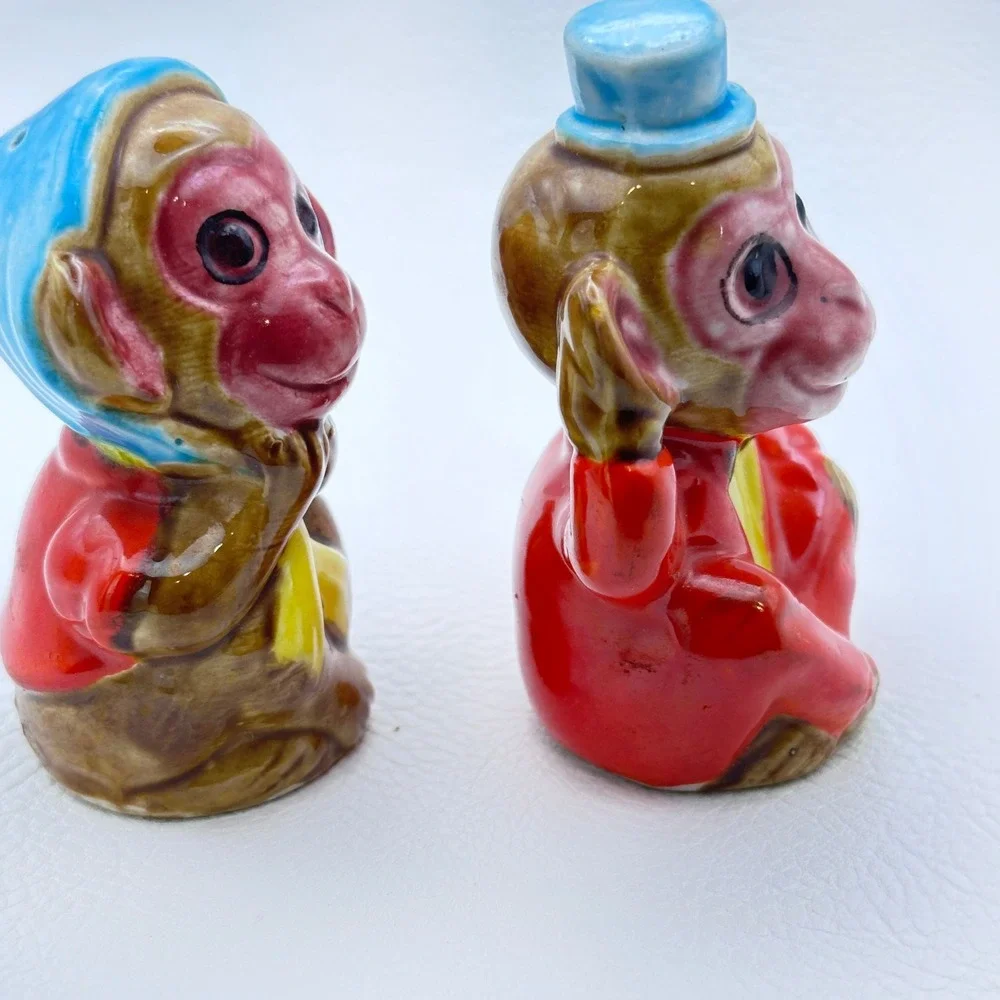 Vintage Japan Monkey Salt Pepper Shakers Figural Ceramic 3.25